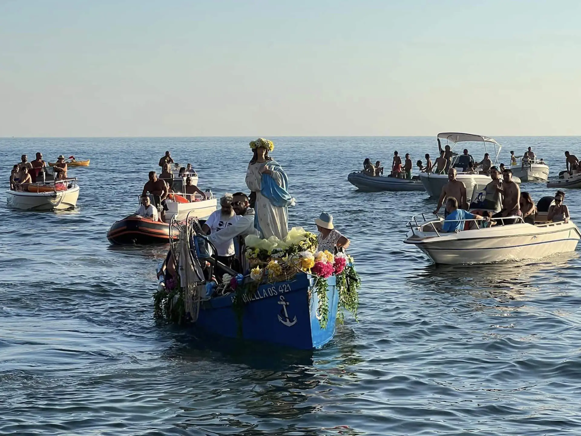 Processione dell'Assunta nel mare di Guturu de Flumini